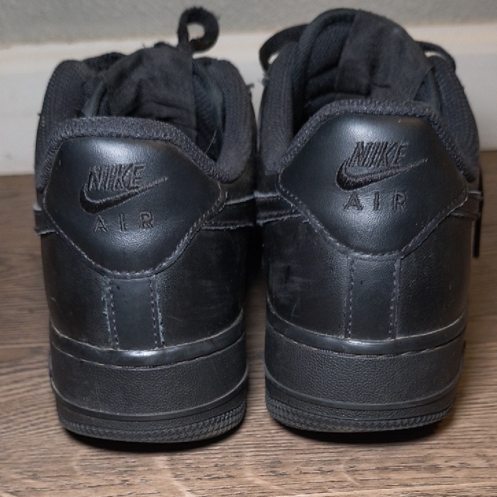 Black Leather Airforce 1s Low-Top Sneakers for Women Classic Everyday Style Q4 - Picture 4 of 7